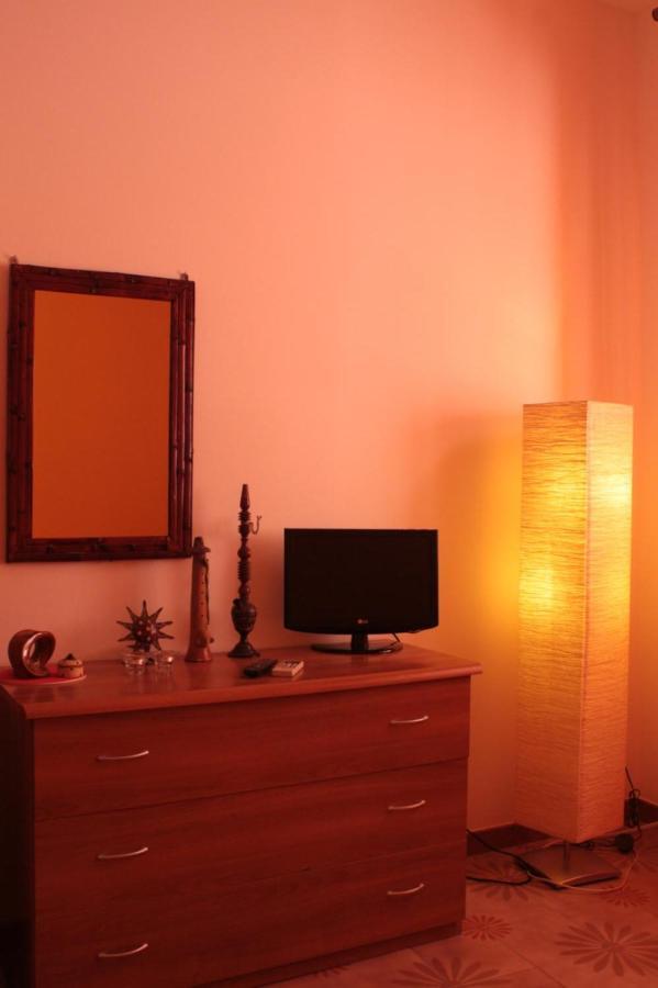 Naxos House Apartment Giardini Naxos Bilik gambar