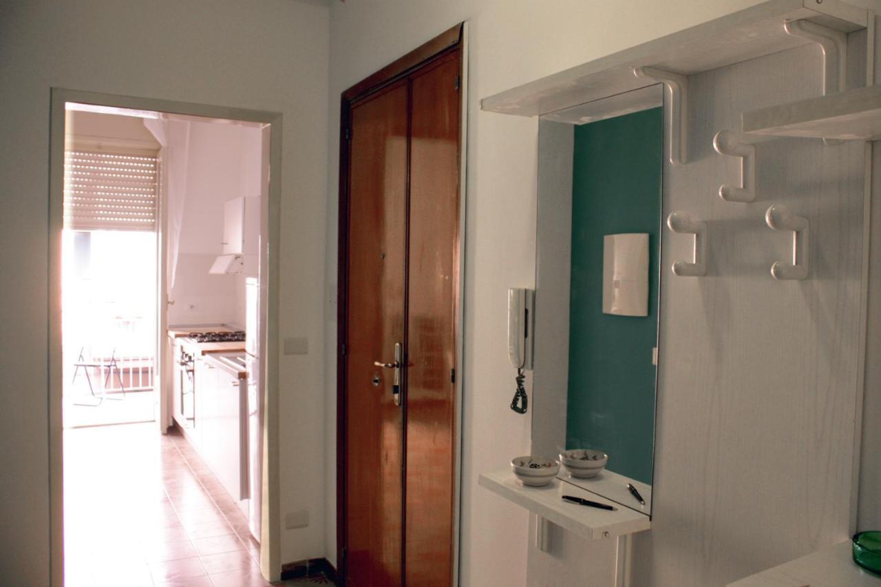 Naxos House Apartment Giardini Naxos Bilik gambar